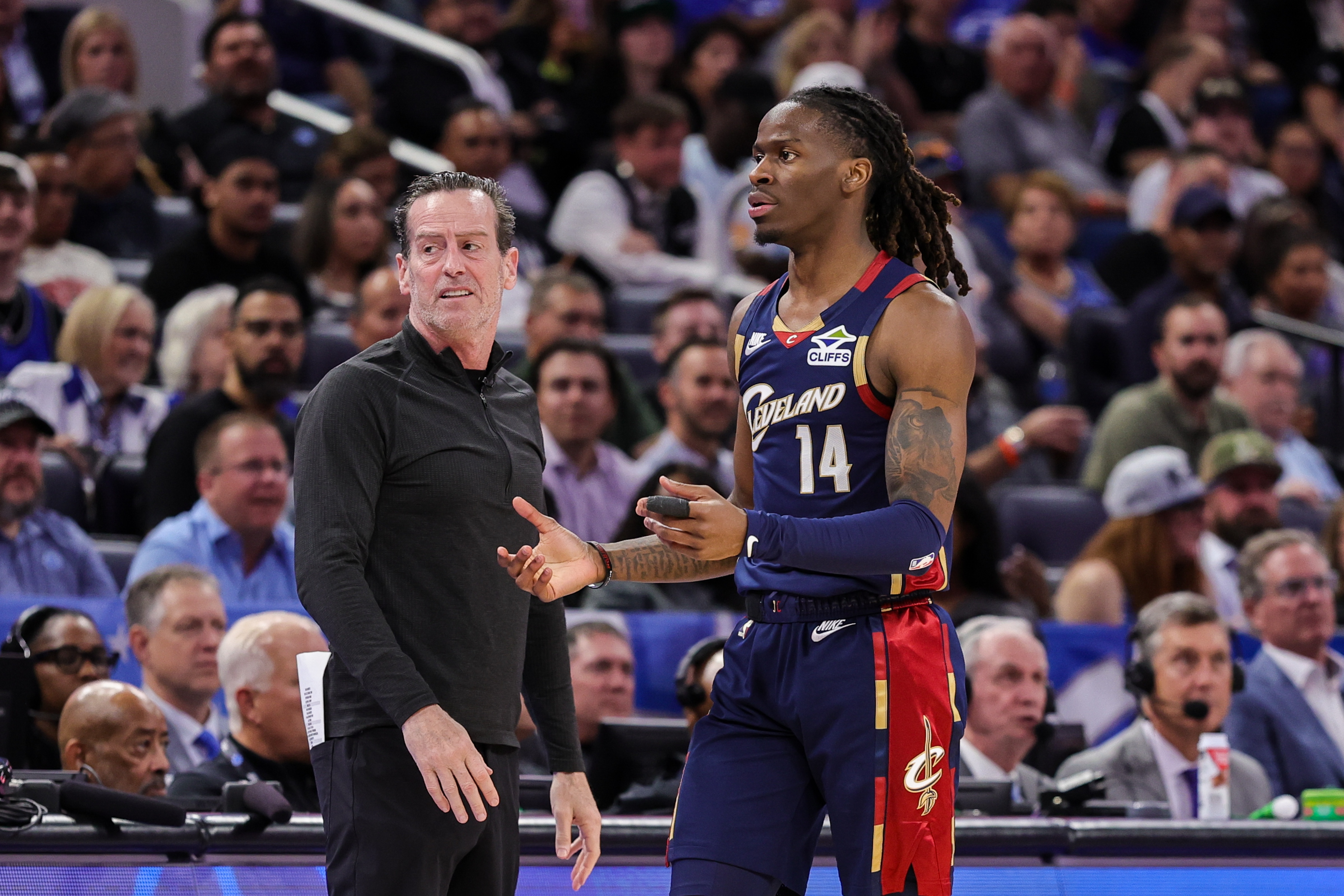 开云体育官网-埃利斯：魔术倾向于冲筐 一开始我们让他们上篮有点太容易了